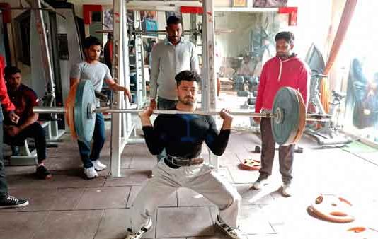 शाह सतनाम जी बॉयज कॉलेज में वेट और पावर लिफ्टिंग के हुए ट्रायल Trial of weight and powerlifting sachkahoon