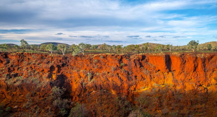 Pilbara Old Rocks