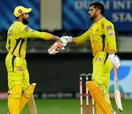 धोनी ने सीएसके की कप्तानी छोड़ी, जडेजा को सौंपी Dhoni