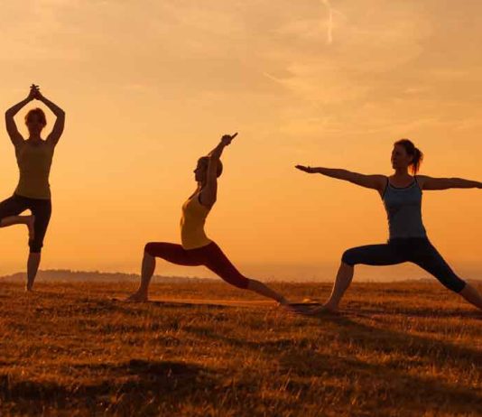 Yoga : जीवन जीने के बनाता है योग्य AYUSH Mantralaya News