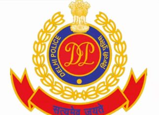 Gang extorting money sachkahoon