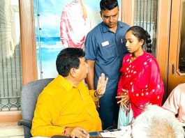 वाह! विस अध्यक्ष गुप्ता ने उठाई बेटी हरदीप कौर की शिक्षा की जिम्मेवारी Gyanchand Gupta Sachkahoon