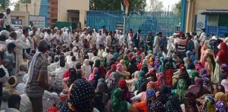 Police-Vllagers Clash Sachkahoon