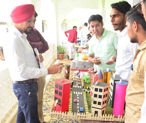 Shah Satnam Ji Boys College