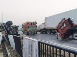 Vehicles Collided Sachkahoon