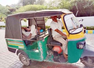 destitute elderly sachkahoon