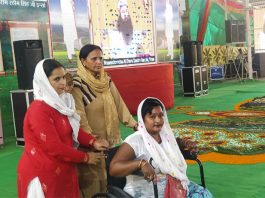 Tricycle Distribution