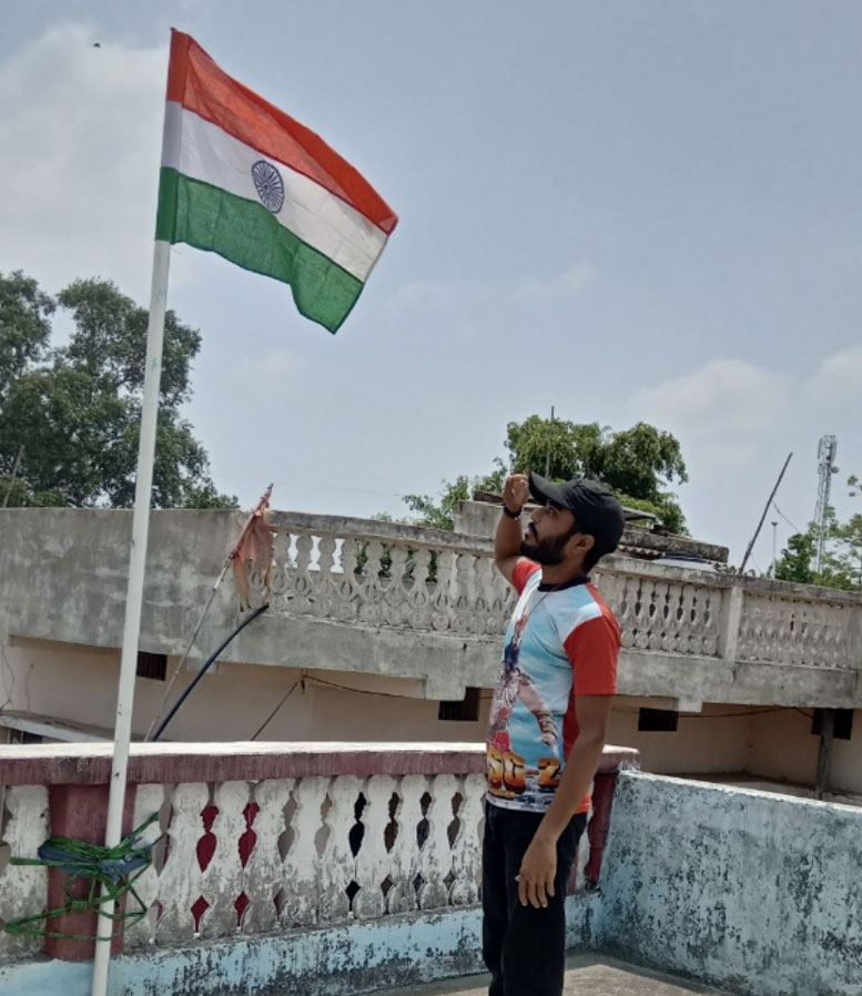 Dera Followers Patriotism