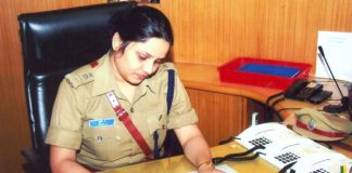 IPS D Roopa