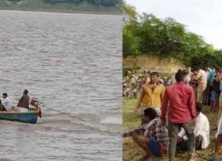 Boat Sinks in Yamuna