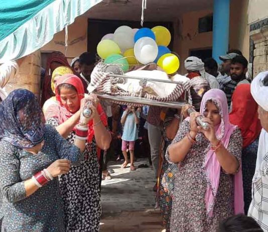 सच कहूँ ब्यूरो चीफ सुनील इन्सां के दादा के निधन पर सच कहूँ परिवार ने जताया शोक