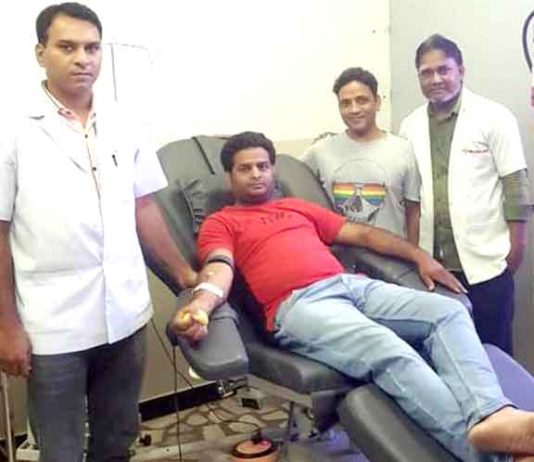 अनजान के लिए किया खूनदान