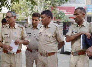 पांच लाख के इनामी बदमाश की सम्पति होगी कुर्क