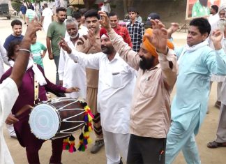 ढोल की थाप से झूम उठा सलाबतपुरा