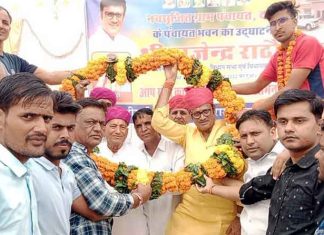 कांग्रेस की आपसी लड़ाई में जनता का बुरा हाल