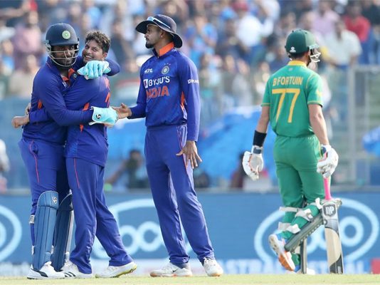 India won 3rd ODI by 7 wickets