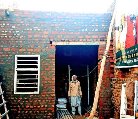 सुनाम की साध-संगत ने जरूरतमंद महिला को बनाकर दिया ‘आशियाना’