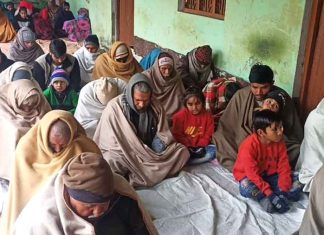 बूंदा-बांदी के बीच नामचर्चा में पहुंचे मालिक के प्यारे