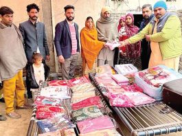 साध-संगत ने जरूरतमंद कन्या की शादी में दिया आर्थिक सहयोग