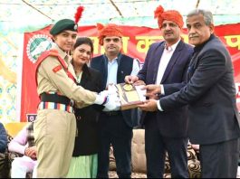 समाज कल्याण परिषद ने बनाया बीस वां में वार्षिकोत्सव 500 जरूरतमंदों को बांटे कंबल