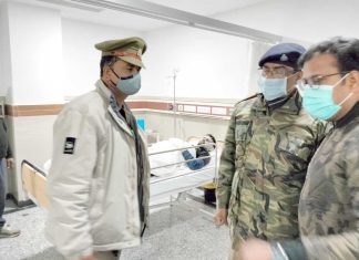 चाय की दुकान पर छोटा सिलेंडर फटने से 9 लोग जख्मी noida