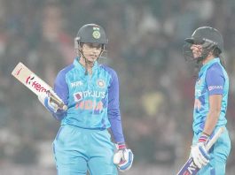 भारत की जीत में चमकीं स्मृति, हरमनप्रीत t20-tri-series