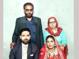 बिना दहेज शादी, एक रुपया व नारियल लेकर घर लाए दुल्हन