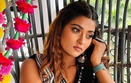 akanksha dubey actress