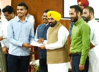 सीएम मान ने विजेता खिलाड़ियों को किया सम्मानित Bhagwant Mann
