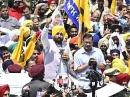 जालंधर में ‘आप’ का रोड शो AAP