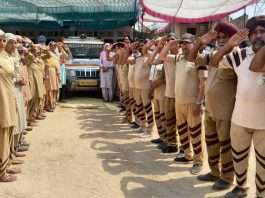 बेटे ने पूरी की पिता की अंतिम इच्छा, फूलों से सजी गाड़ी में अंतिम सफर पर रुखस्त हो गए सुखदेव इन्सां Body Donation