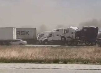 VIDEO: धूल भरी आंधी के कारण 60 गाड़ियां आपस में टकराई, 6 की मौत 30 घायल, गाड़ियां एक दूसरे के ऊपर चढ़ी VIDEO