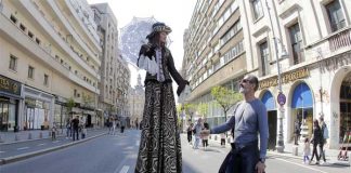 World-Tallest-Woman