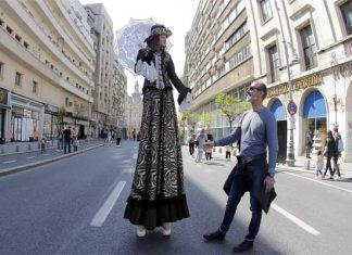 World-Tallest-Woman