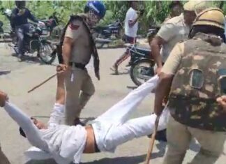 Farmers Lathicharge
