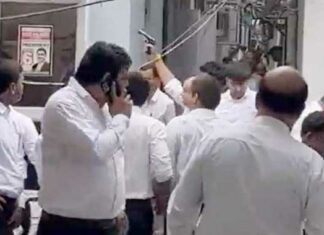 Delhi Court Firing