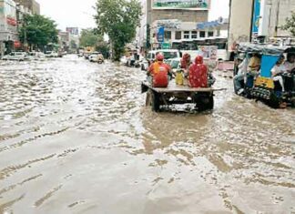 Shri Ganganagar Weather: रब्ब मेहरबान, लोग परेशान, रावला घड़साना सहित जिला मुख्यालय पर बरसे बादल Shri Ganganagar Weather