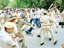 Jaipur News: सीएमआर जा रहे भाजयुमो कार्यकर्ताओं पर लाठीचार्ज Jaipur News