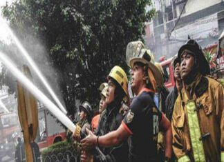 Manila: घर में आग लगने से 15 लोगों की मौत Manila