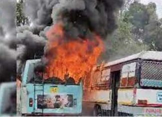 Punjab Roadways: वर्कशॉप में खड़ी पंजाब रोडवेज की दो बसें जलकर राख Punjab Roadways