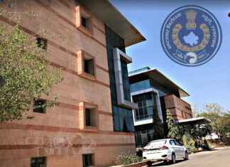 Anti Corruption Bureau: पीडब्ल्यूडी के 3 भ्रष्टाचारी अफसर रिश्वत लेते धरे ACB Raids