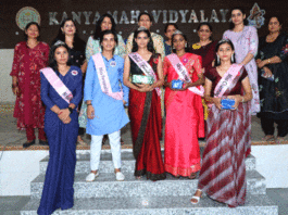 छात्रा भूमिका बनी मिस इंटेलिजेंट Kharkhoda News