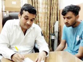 सेवारत चिकित्सकों ने काली पट्टी बांधकर किया कार्य Hanumangarh News