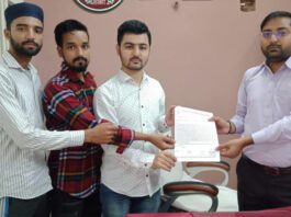 कैराना में यात्री प्रतीक्षालय बनवाए जाने की मांग, सौंपा ज्ञापन Kairana News