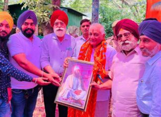 केंद्रीय मंत्री जनरल डॉ वी के सिंह को सिख समाज ने दी जन्मदिन की बधाई Ghaziabad News