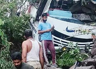 Reasi Terror Attack : जम्मू-कश्मीर में आतंकवादियों की दरिंदगी की हद! Jammu And Kashmir