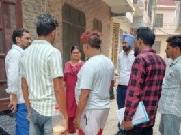 जाखल में एक डेंगू मरीज मिलने से स्वस्थ विभाग हुआ अलर्ट, आसपास घरों का किया सर्वे कर की जांच Jakhal News