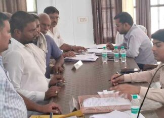 सम्पूर्ण समाधान दिवस में एसडीएम ने सुनी समस्याएं Kairana News