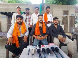 Stray Cattle Problem: बजरंग दल डीसी ऑफिस में गाड़ेगा खूंटा: अरविंद भारद्वाज Sirsa News