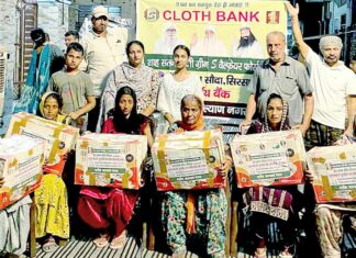 Humanity: दूसरों के चेहरों पर मुस्कान बिखेरकर मनाया अपना जन्मदिन! Sirsa News